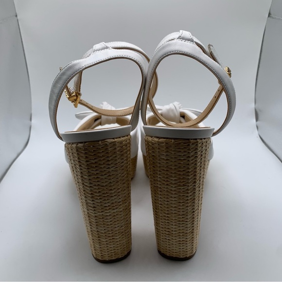 NWOB Michael Kors Sadie Leather Bow Platform Sandals white size9.5M women’s 2033 - Picture 6 of 10